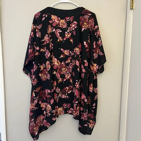 Catherine’s Floral Kimono Jacket One Size Black Red Boho Women’s Short Sleeve - Picture 5 of 8